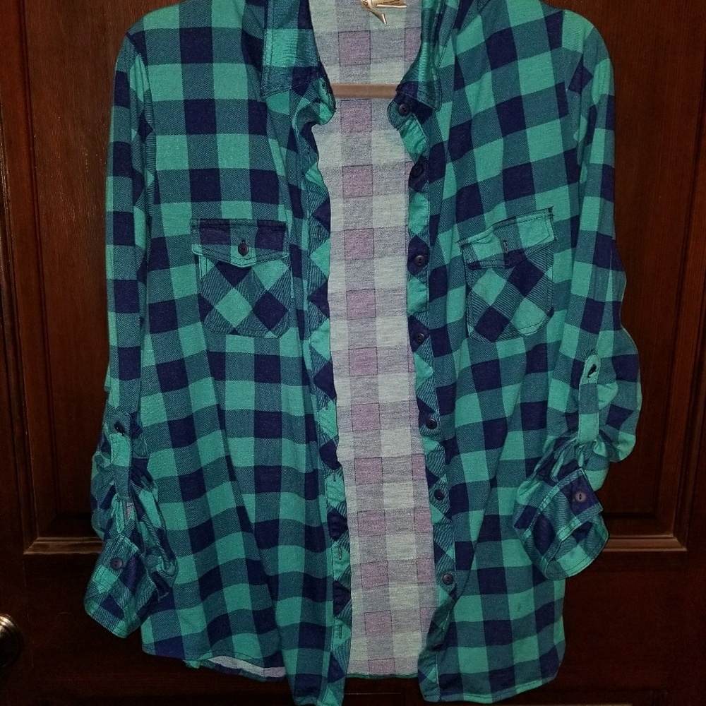 Like new soft flannel long sleeve